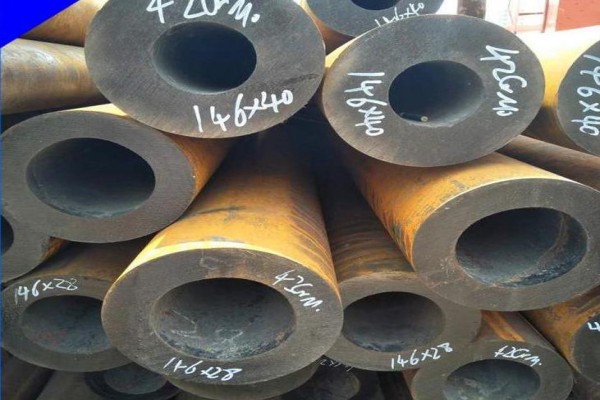 42CrMo钢管现货规格表 42CrMo无缝合金管 42CrMo钢管现货规格表 42CrMo无缝合金管